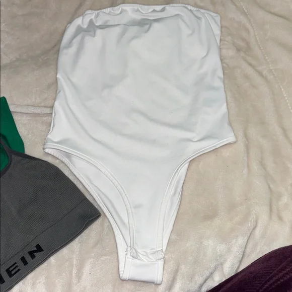 SHEIN bundle - Picture 2 of 4